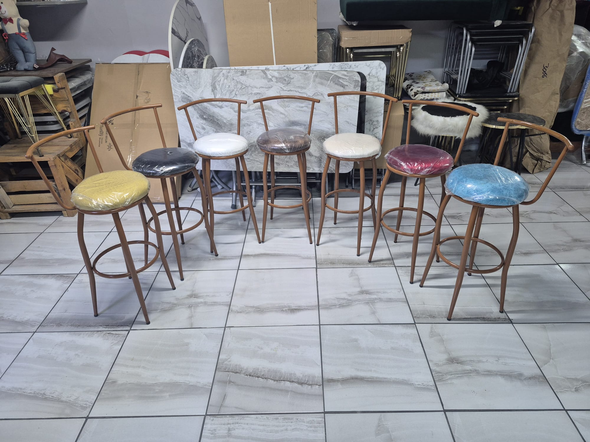 Renk Renk Sırtlı Bar Tabure 1 Adet - Görsel 3